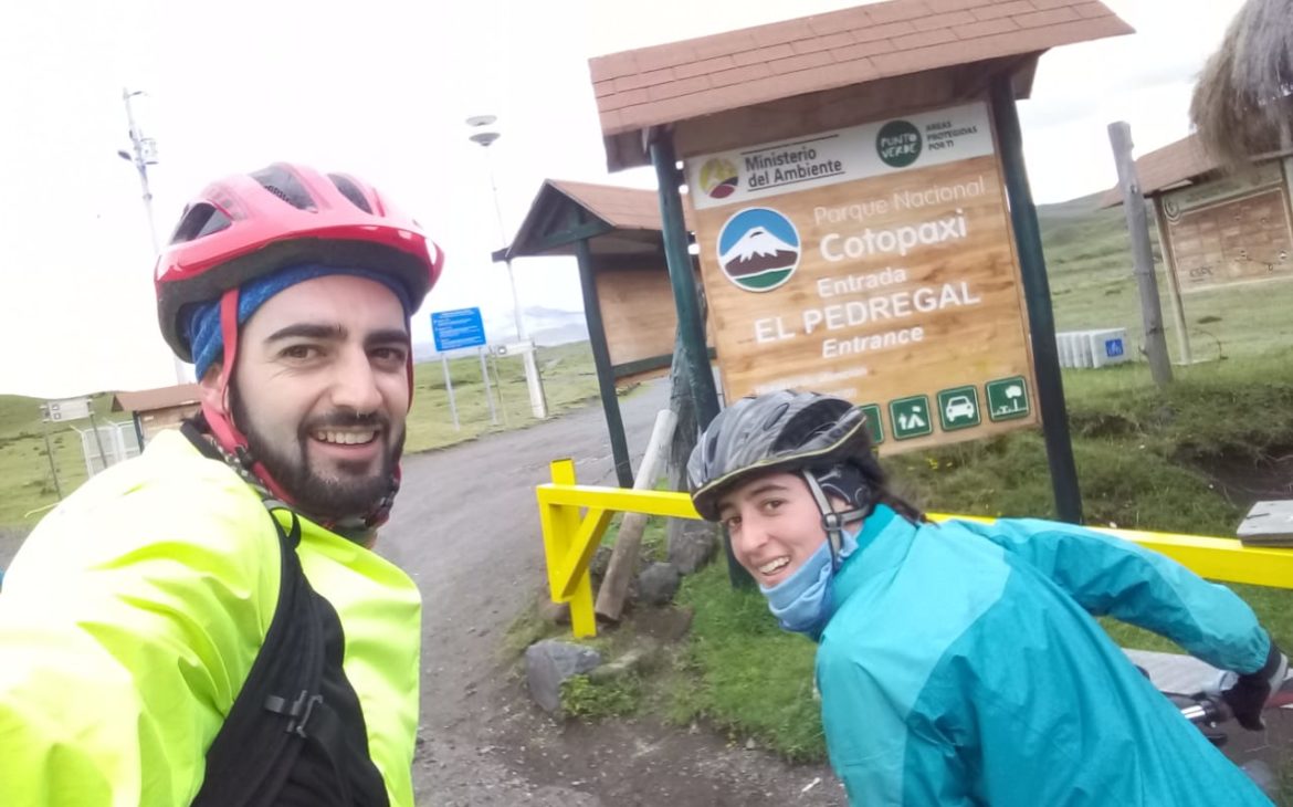 Entrando al Parque Nacional Cotopaxi. Control Norte " El Pedregal"